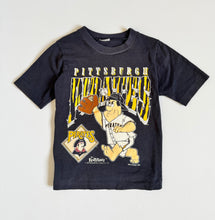 Load image into Gallery viewer, Vintage 1994 MLB Flintstones Pittsburgh Pirates T-shirt 4T (95-100cm)