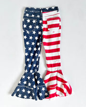 画像をギャラリービューアに読み込む, Used American Flag USA Ruffle Bellbottom Pants Kids 7/8 (130-140cm)