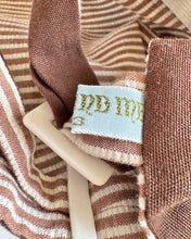 Load image into Gallery viewer, USED Reversible Short rompers 3T (90-95cm)