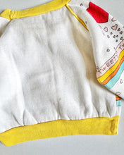 Load image into Gallery viewer, Vintage 1981 Looney Tunes Tweety Sweatshirt 3-6M (60-65cm)