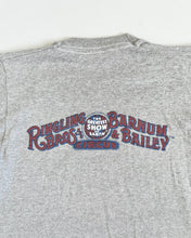 Load image into Gallery viewer, Vintage Ringling Bros and Barnum & Bailey Circus Crown T-shirt 5T (110cm)
