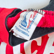 Load image into Gallery viewer, Vintage 1995 NBA Chicago Bulls Sweatshirt Kids XL 16-18 (Adult S) 155-160cm (大人サイズS)