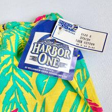 Load image into Gallery viewer, Vintage New/Deadstock Tropical Short Pants 8 (125-130cm)