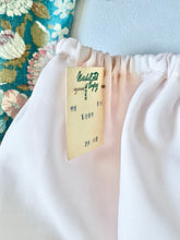 Load image into Gallery viewer, Vintage New Fischel By Johnson Pastel Floral Dress 6 (120cm)
