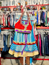 Load image into Gallery viewer, USED Arabian/Indian Lehenga 2-4T (90-100cm)