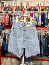 Load image into Gallery viewer, Vintage e.n.u.f. Denim Half Pants Kids 8/9 (140cm)