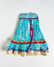 Load image into Gallery viewer, USED Arabian/Indian Lehenga 2-4T (90-100cm)