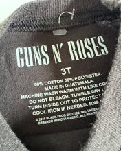 Load image into Gallery viewer, USED Guns ‘N Roses T-shirt 3T (90-95cm)