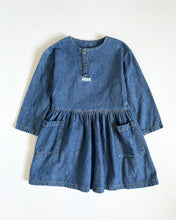 Load image into Gallery viewer, Vintage Guess Denim Dress 4T (100-120cm)