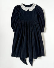 Load image into Gallery viewer, Vintage Lace Collared Black Corduroy Dress 5T (100cm)