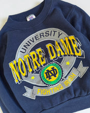 画像をギャラリービューアに読み込む, Vintage University Notre Dame Fighting Irish Sweatshirt 4T (100cm)