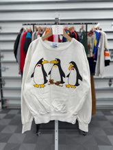 画像をギャラリービューアに読み込む, Vintage Penguins Sweatshirt  (150cm)
