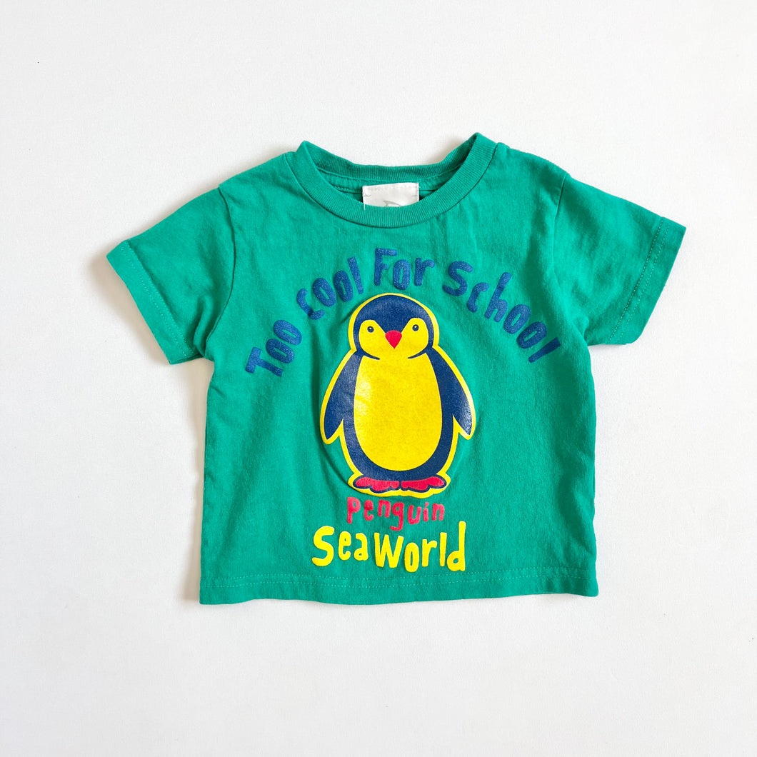 Sea World Penguin “Too Cool For School” T-shirts 2T (80-90cm)