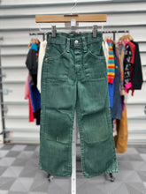 画像をギャラリービューアに読み込む, Vintage Sears Green Denim Trousers (110-115cm)

