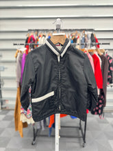 画像をギャラリービューアに読み込む, Vintage Flintstones Mr.Slate Black Nylon Jacket 4T  (100cm)
