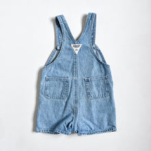 画像をギャラリービューアに読み込む, Vintage Oshkosh B’gosh Light Wash Denim Short Overall 24M/85cm
