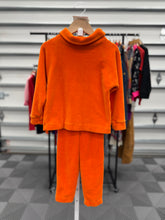 画像をギャラリービューアに読み込む, Vintage Orange Velour Outfit (100-110cm)
