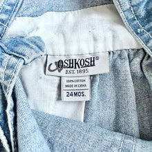 画像をギャラリービューアに読み込む, Vintage Oshkosh B’gosh Light Wash Denim Short Overall 24M/85cm
