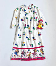 Load image into Gallery viewer, Vintage McDonald’s Dress 4T (90-100cm)
