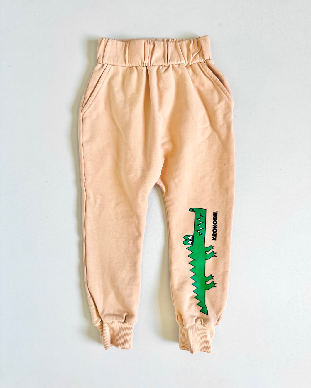 USED Hugo Loves Tiki Alligator Sweatpants 2T (90cm)
