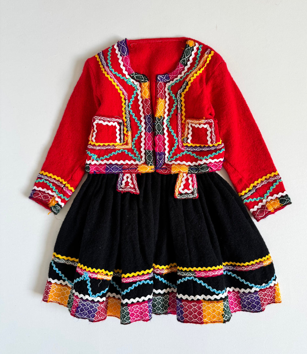 USED Peruvian Dress 5T (110cm)