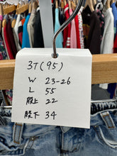 Load image into Gallery viewer, Vintage Polo Jeans Denim Pants 3T (95cm)
