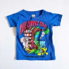 Load image into Gallery viewer, USED “TAIL-RIFFIC TALES” Animal Library T-shirts 2T (90cm)
