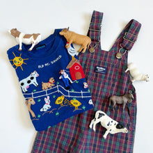 Load image into Gallery viewer, USED Fairy Tales On Parade Old McDonald Appliqué T-shirts 5T (100-105cm)
