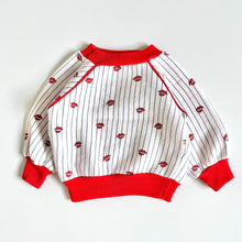 画像をギャラリービューアに読み込む, Vintage “Kissable Kid” Sweatshirt 3-6M (60-65cm)
