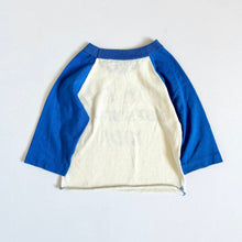 画像をギャラリービューアに読み込む, Vintage I’M A TOYS “R” US KID! Raglan shirt 2T (90cm)
