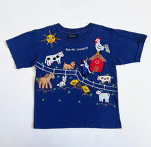 Load image into Gallery viewer, USED Fairy Tales On Parade Old McDonald Appliqué T-shirts 5T (100-105cm)
