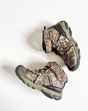 画像をギャラリービューアに読み込む, USED Realtree Boots Kids 12 (18cm)
