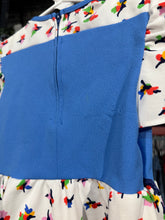 Load image into Gallery viewer, Vintage Blue/White Floral Dress 4T (100cm)
