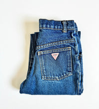 Load image into Gallery viewer, Vintage Guess Denim Pants Kids 7Y (120-125cm)
