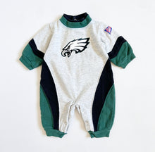 画像をギャラリービューアに読み込む, USED NFL Philadelphia Eagles Polo Jumpsuit 3/6M (60-65cm)
