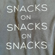 Load image into Gallery viewer, USED SNACKS ON SNACKS T-shirts Black 5T (100−110cm)
