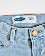 Load image into Gallery viewer, USED Old Navy Remake Frill Denim 4T (100cm)
