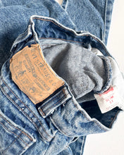 Load image into Gallery viewer, Vintage Levi’s Gold Tag Denim Slim 6 (110-115cm)

