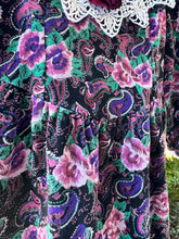 Load image into Gallery viewer, Vintage Allison Ann Roses/Velvet Dress Purple 4T(100cm)
