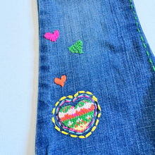 Load image into Gallery viewer, USED Baby GAP Embroidery Bootcut Denim 3T (95cm)
