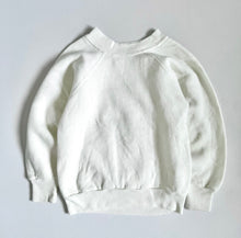 Load image into Gallery viewer, Vintage Latrobe Bear Sweatshirt 4T (100cm)
