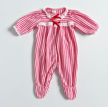 画像をギャラリービューアに読み込む, Vintage Her Majesty Striped Fleece Footie Coveralls Newborn, 0-3M (新生児, 60cm)
