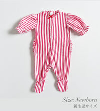 画像をギャラリービューアに読み込む, Vintage Her Majesty Striped Fleece Footie Coveralls Newborn, 0-3M (新生児, 60cm)
