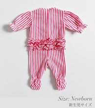 画像をギャラリービューアに読み込む, Vintage Her Majesty Striped Fleece Footie Coveralls Newborn, 0-3M (新生児, 60cm)
