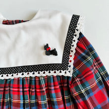 Load image into Gallery viewer, Vintage Bonnie Jean Plaid×Terrier Bib Smocked Dress 5/6T (100-110cm)
