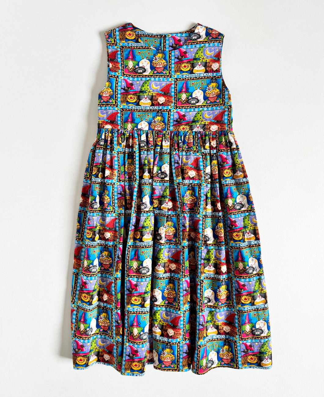 Vintage Handmade Halloween Dress Size 7 (120-130cm)