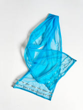 Load image into Gallery viewer, USED Arabian/Indian Lehenga 2-4T (90-100cm)
