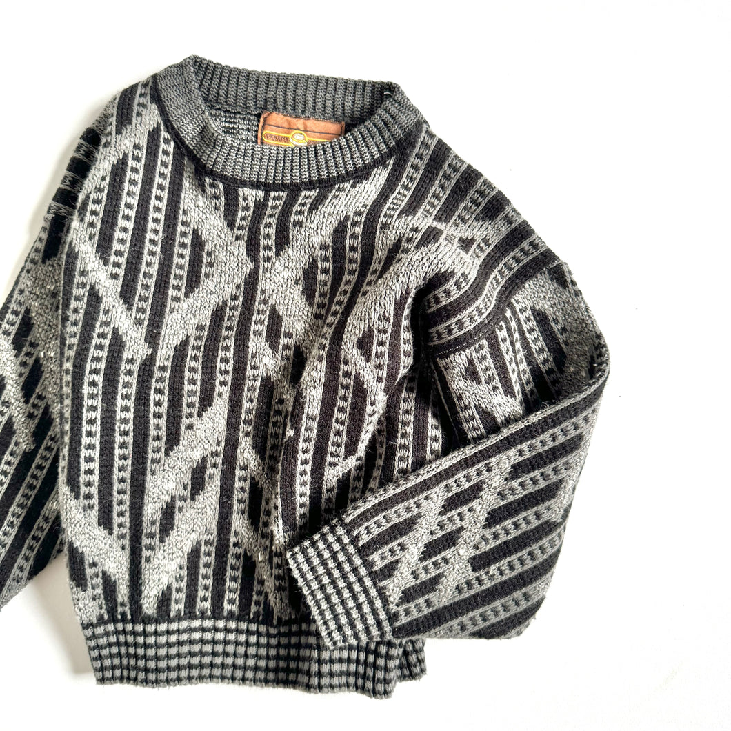 Vintage Black/Gray Sweater 5/6T (100-120cm)