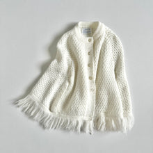 Load image into Gallery viewer, Vintage Jayco White Knit Poncho Sweater 5/6T (100-115cm)
