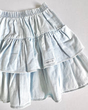 画像をギャラリービューアに読み込む, Vintage Guess Frill Denim Skirt 6Y (120cm)
